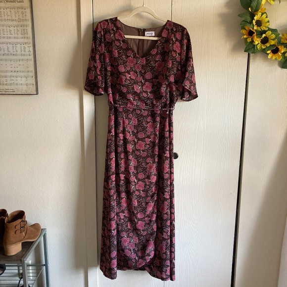 Love Sadie Dresses & Skirts - Love Sadie Brown and Pink Floral Wrap Dress